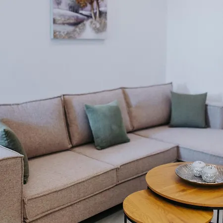 Cala Modern Living - 5 Min To Apartment