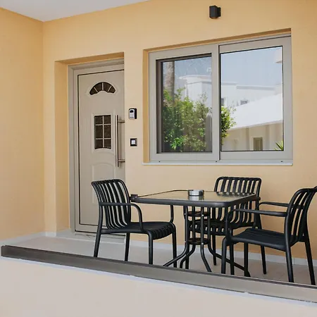 Cala Modern Living - 5 Min To Apartment *